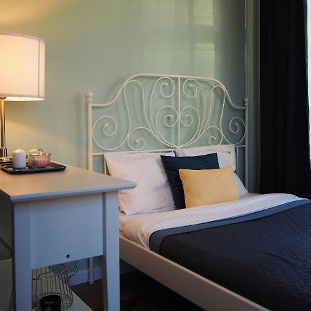 크라쿠프 Wawelove Kossak Apt 1 Min To Royal Wawel Castle! Free Parking 아파트 외부 사진